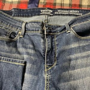 Womens used jeans